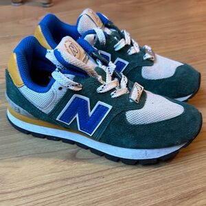 New Balance Kids' Sneakers 574 Nightwatch Green Sz 13.5 - like new